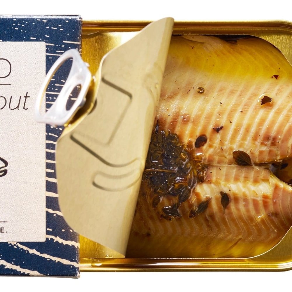 Dänische Forelle, geräuchert und mit Wacholder und Zitronenthymian ... Dänische Forelle, geräuchert und mit Wacholder und Zitronenthymian ...